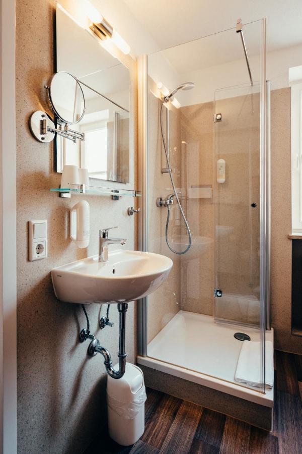 Hotel Adler Eichstatt Ngoại thất bức ảnh