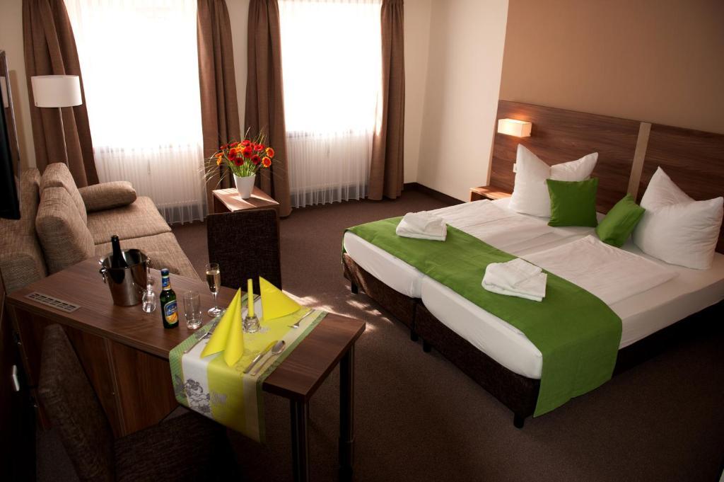 Hotel Adler Eichstatt Phòng bức ảnh