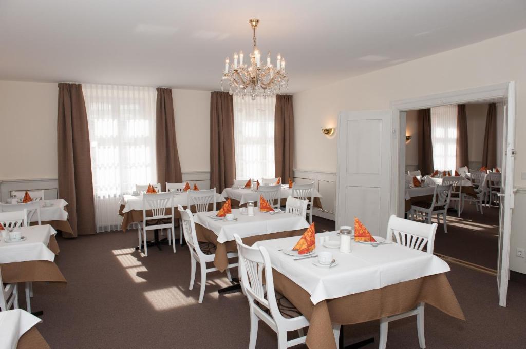 Hotel Adler Eichstatt Ngoại thất bức ảnh